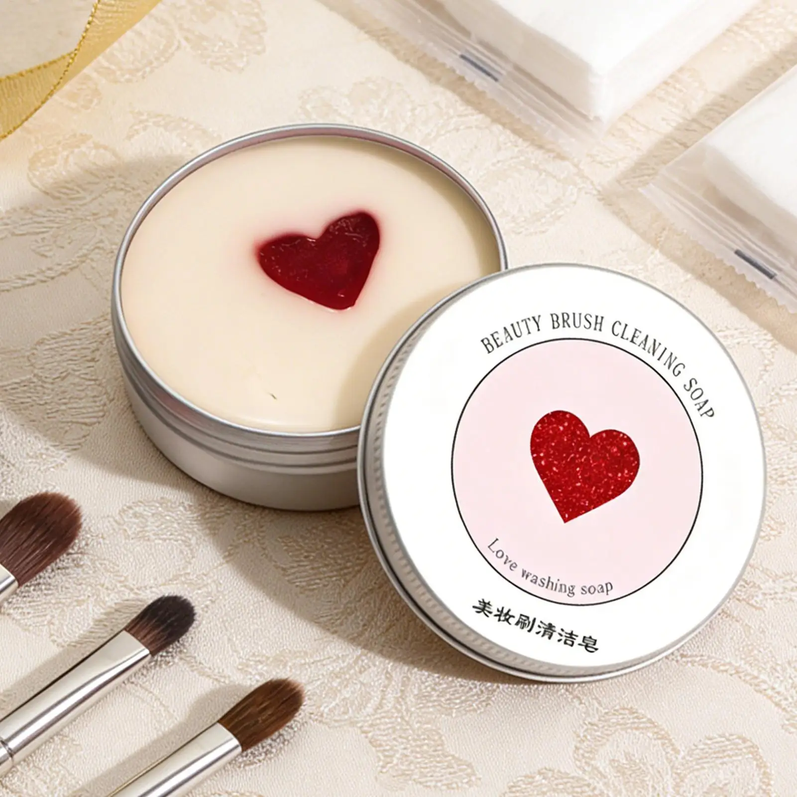 

Мыло для чистки кистей для макияжа в форме сердца, твердое мыло для очистки косметических спонжей, рассыпчатой пудры, тональных средств и косметики
