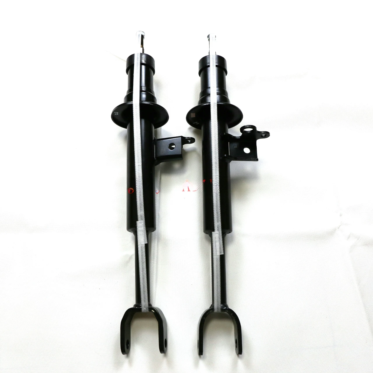 31316789363 3131316789364 F10 520i 2011-2013 Anti -left and left shock absorbers for BMW