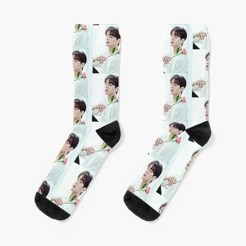 

Cha Eunwoo Socks bright garter compression New year's anti-slip Socks Girl Men's