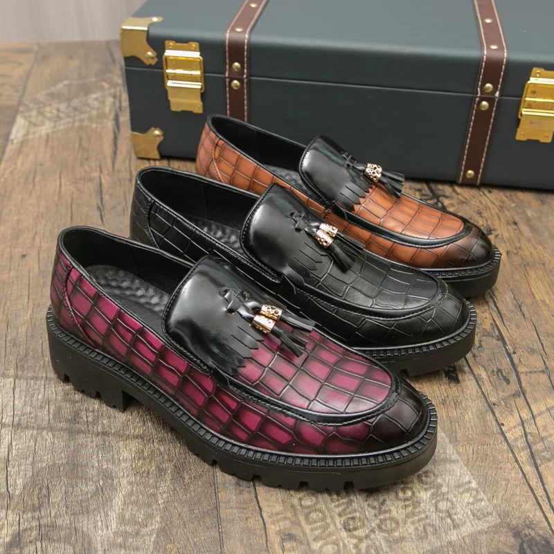 

New Men Business Loafers British-style Thick-soled Lightweight Breathable Fashionable Leather Shoes Size 38-45 Men Shoes