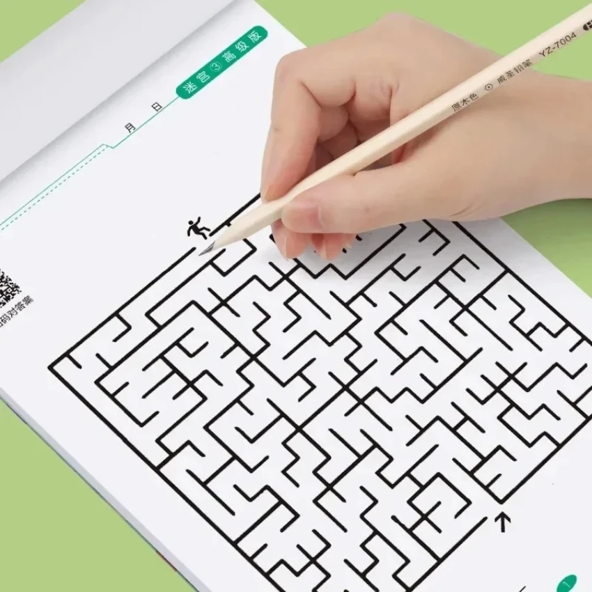 32-Page Children's Maze Game Book for Student Concentration Training, Intelligence Development, Early Education Toys