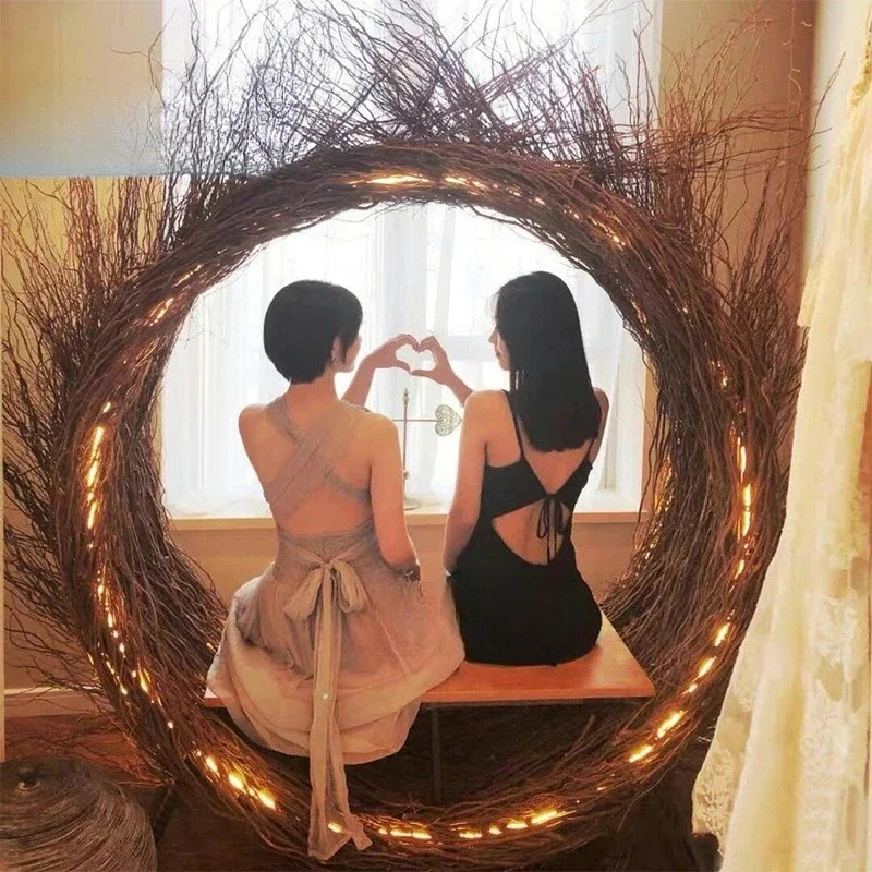 Internet celebrity bird's nest attractions clock in love circular hanging creative lamp leisure bird's nest swing