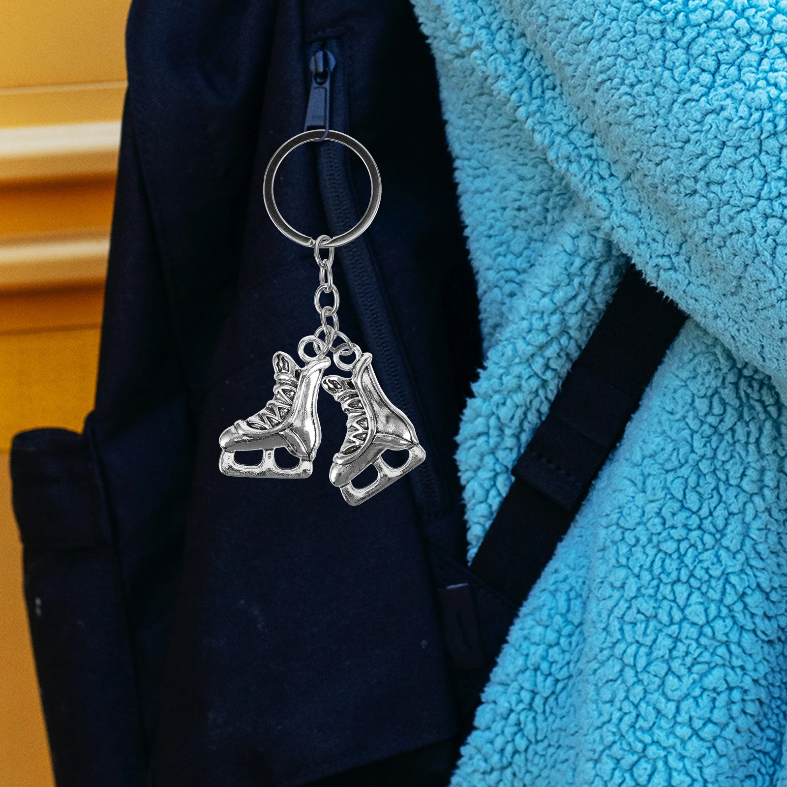 

Adorable Roller Skate Keychains Metal Hanging Pendants Commemorative Gifts Silver Compact Lightweight Skating Shoes