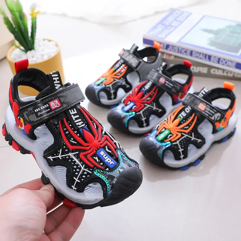 

Baotou Boys Sandals 2024 Summer New Children's Sports Anti-Slip Middle and Large Children's Beach Shoes