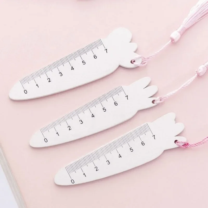 4pcs Bookmark Clip Girl Heart Carrot Rabbit Fringe Hanging Sticker Creative Cartoon Wooden Bookmarks Student Bookmark Clip