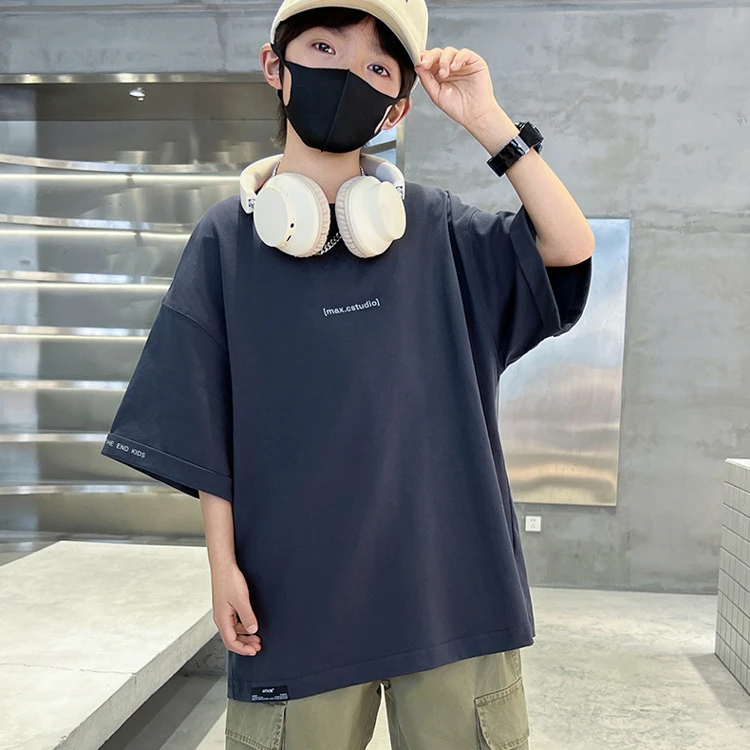 เสื้อ Baju anak แขนสั้นเด็กผู้ชายตัวใหญ่ลำลองสีพื้นทรงหลวม2024ฤดูร้อน