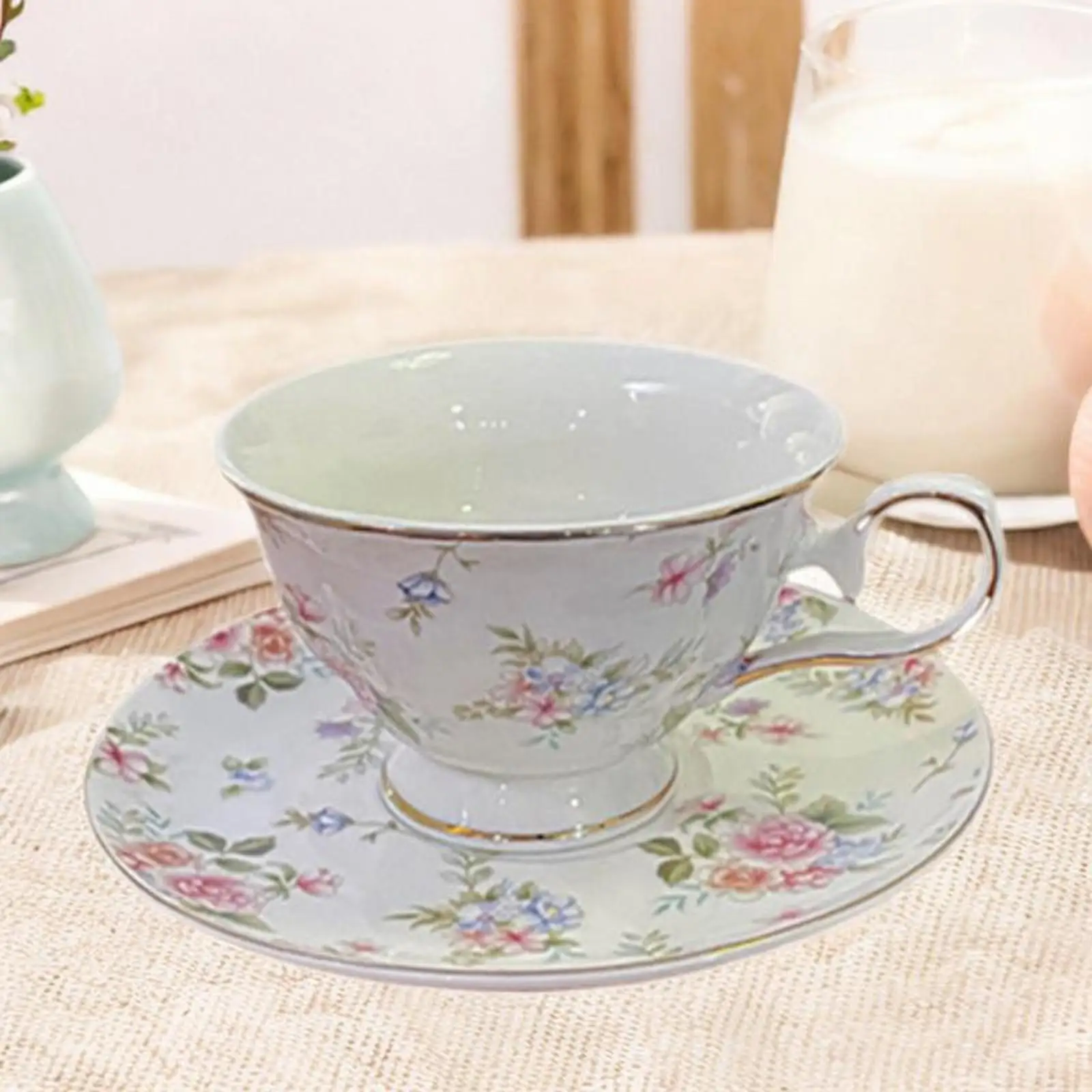 Porcelain Tea Cup Vintage Style Coffee Mug Easy to Clean Housewarming Gifts Flower Design with Saucer for Commercial Use