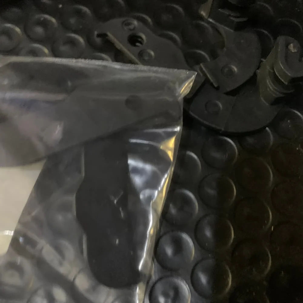 

10X RC2-1072-000 RC2-1084-000 Рычаг правый и левый для HP LaserJet P1005 P1006 P1007 P1008 P1009 P1102