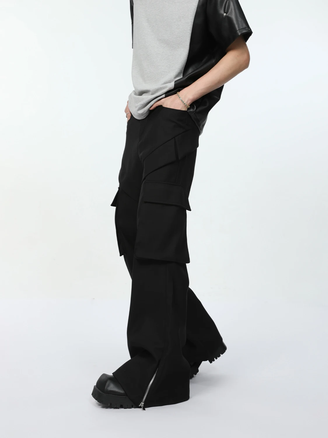 Fashion 2024 Men's Causal Pants Summer Zipper Multi-Pockets Solid Color Men's Street Trendy Male Casual Straight Trousers