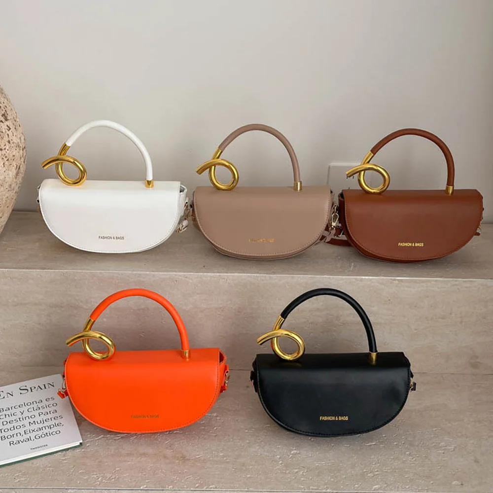Crossbody single-shoulder saddle style bag with shoulder strap, trendy and stylish, featuring a high-quality texture. Perfect fo