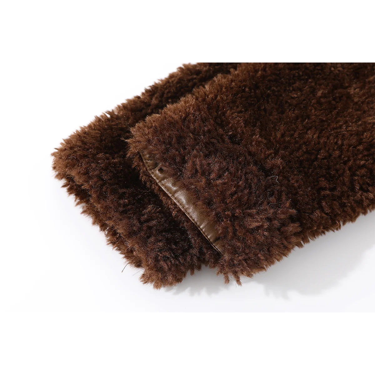 

Шикарное женское зимнее уникальное красивое пальто с воротником из меха ягненка в Корейском стиле, маленькое Fraance, свободное пальто из искусственного меха...