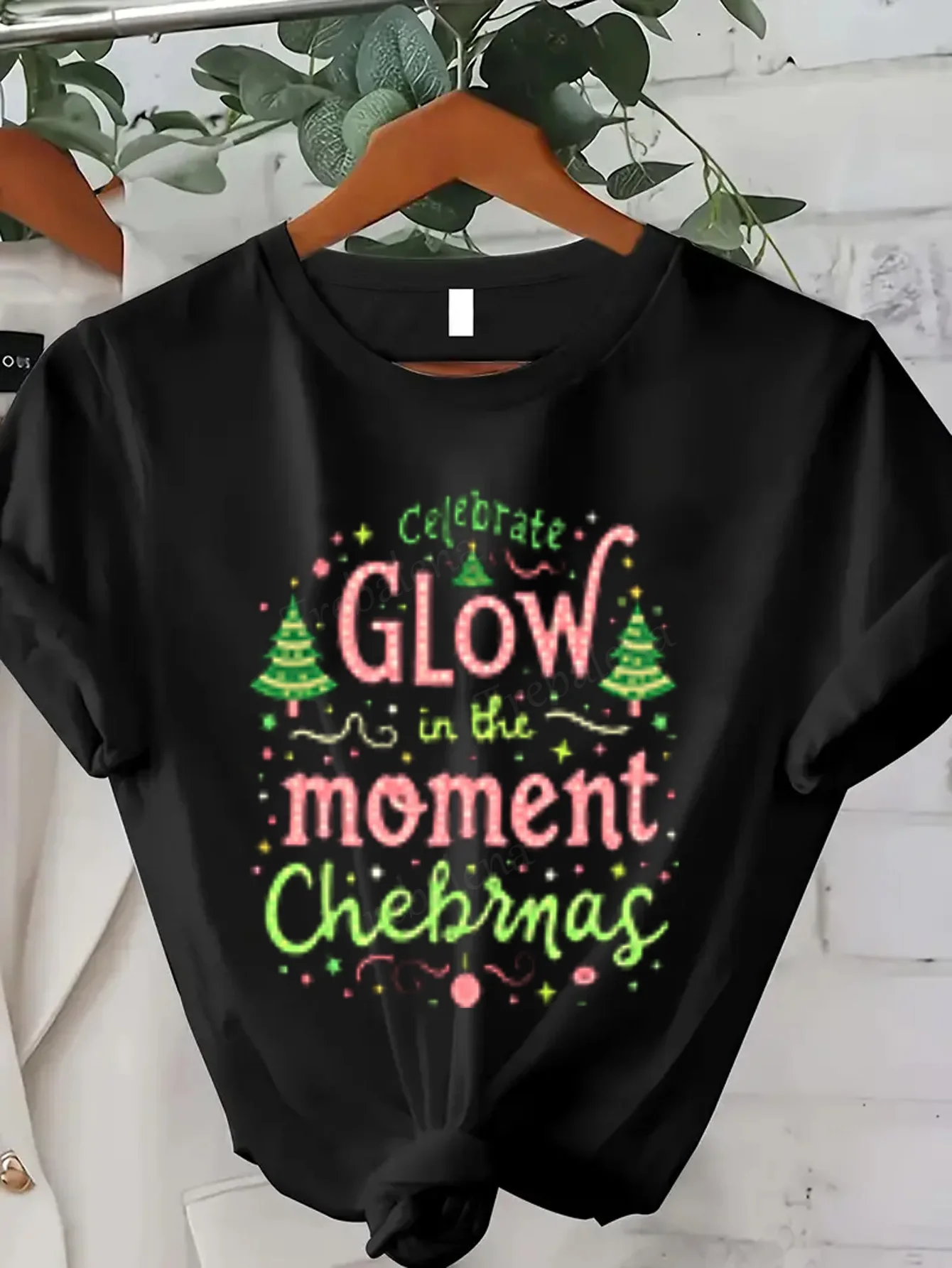 Dames T-shirt Glow in the Moment Chebrnas Kerst T-shirt voor dames