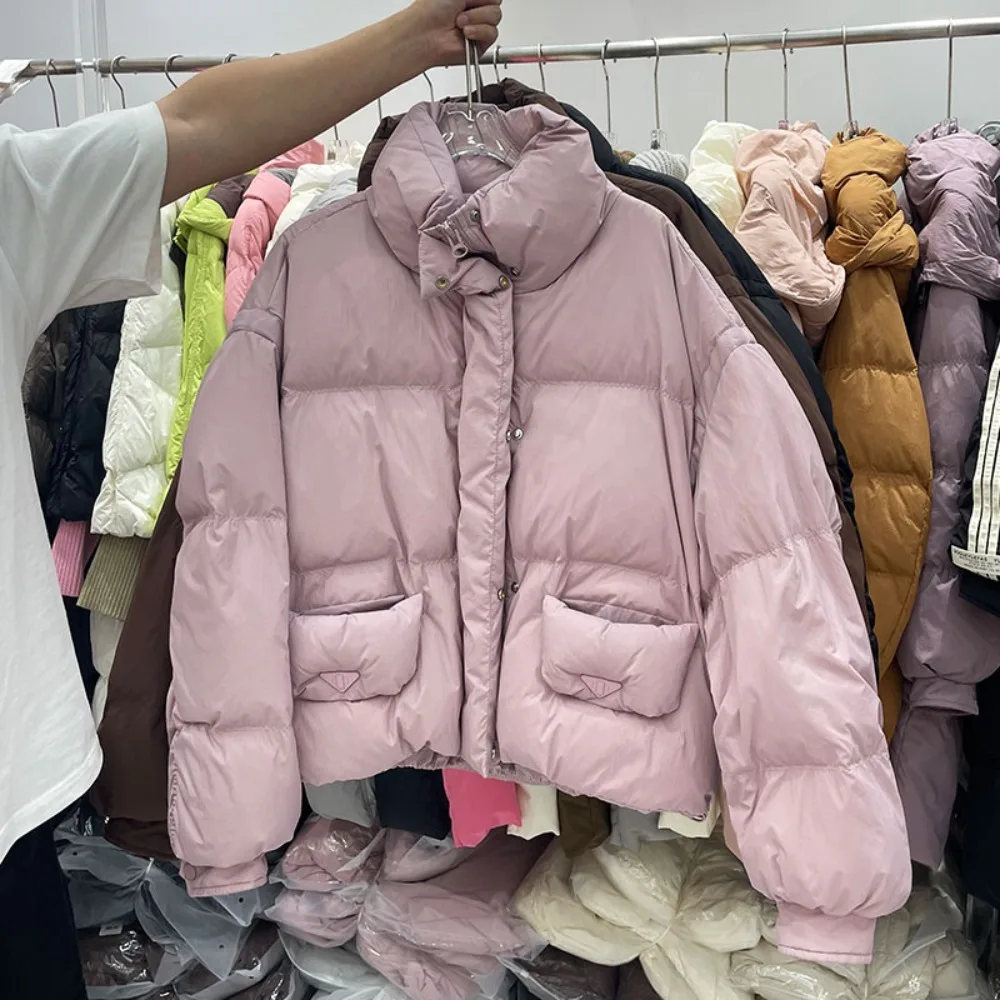 Doudoune courte chaude en duvet de canard blanc pour femme, manteau à pain épais à col montant, nouveau Style, automne hiver 2025