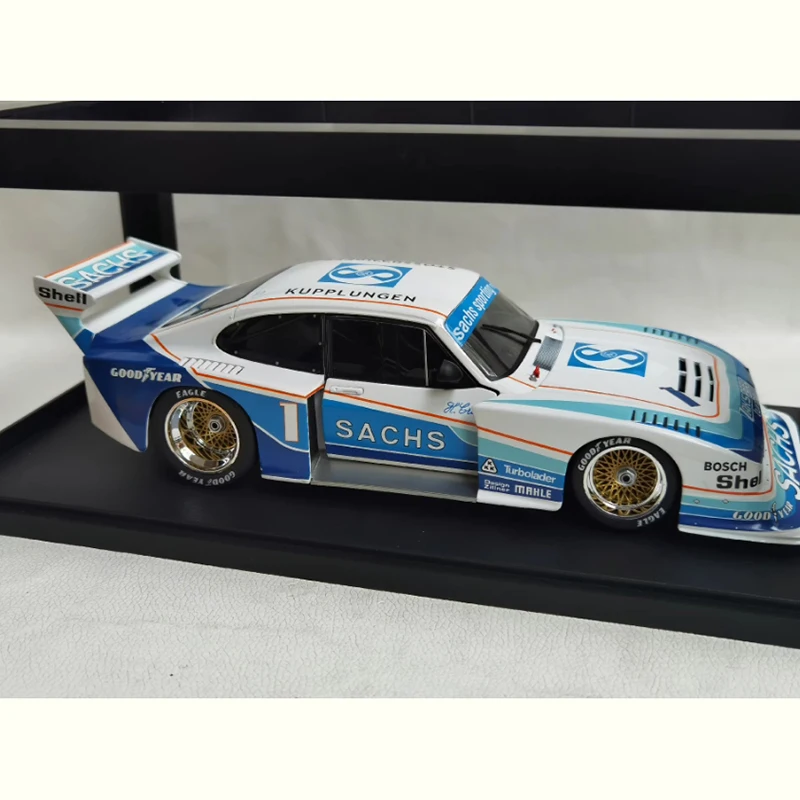 

WERK83 Масштаб 1:18 CAPRI TURBO GRUPPE 5 # 1, модель автомобиля из сплава, статическая коллекция, украшенные праздничными игрушками, сувенирный подарок