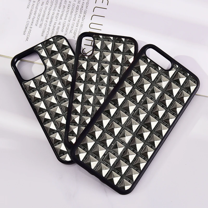 Studded Phone Case iPhone X XS Max XR 11 12 13 PRO MINI 14 15 16 Plus Rubber Silicone Cover