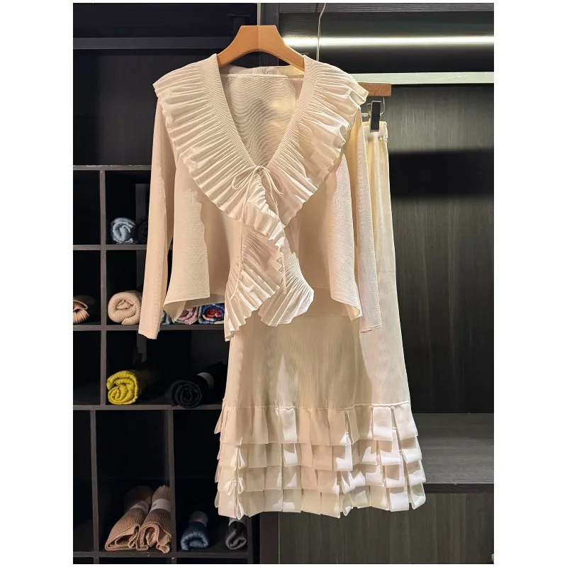 

Miyake French Style New Dress Set 2026 Doll Collar Ruffled V-neck Top Cardigan Simple Elastic Skirt 2-piece Office Women's Wear