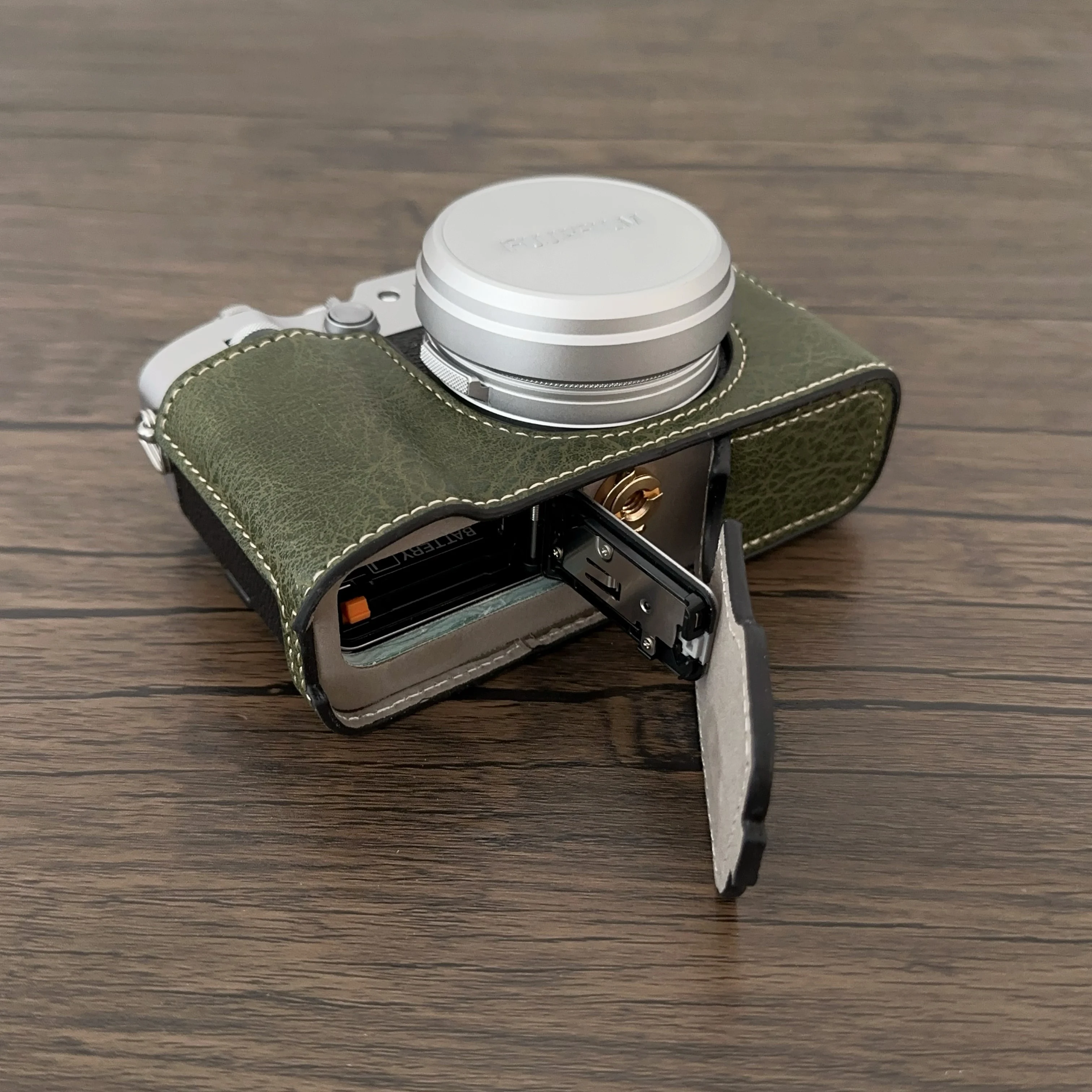 الجاموس نمط بو الجلود حالة كاميرا فيديو حقيبة نصف الجسم قاعدة ل Fujifilm X100VI فوجي x100vi واقية افتتاح الغطاء السفلي