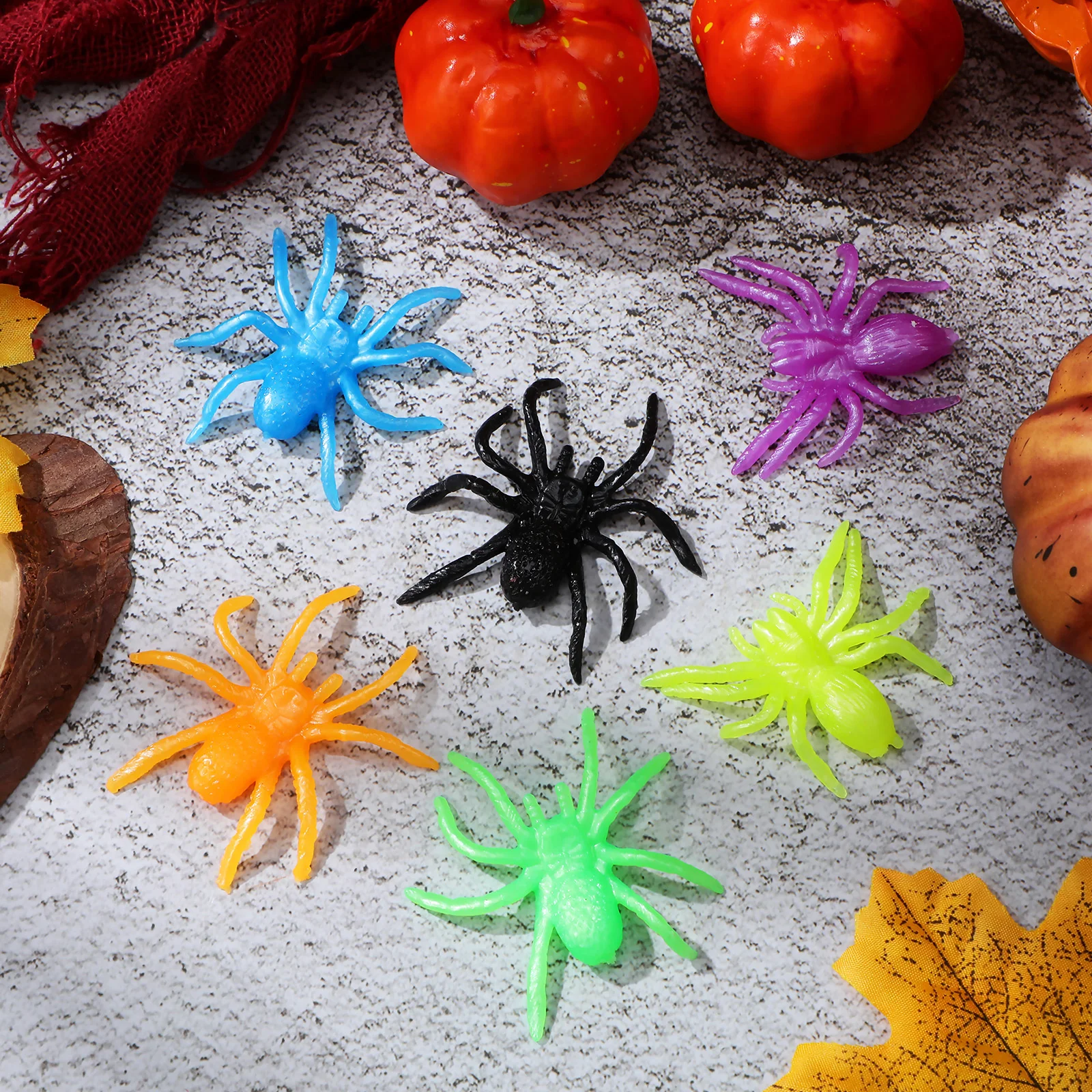 48個 ハロウィンデコレーション ミニ伸縮性スパイダー いたずら 子供向けパーティーの記念品 グッディバッグフィラー スパイダーいたずらデコレーション