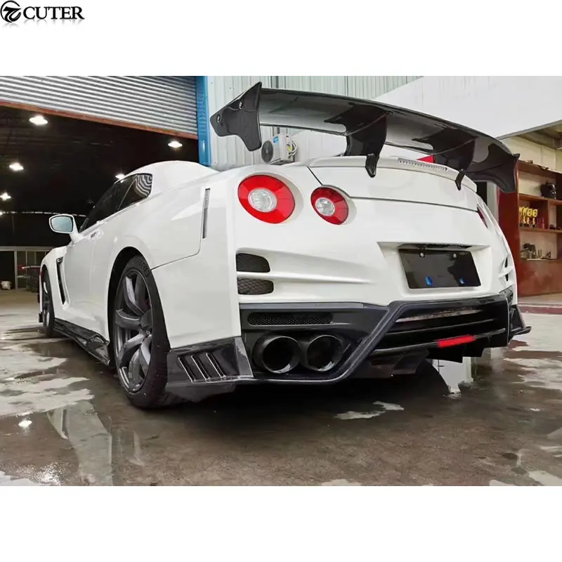 Gtr Gt-r R35 Top Style Carbon Fiber FRP Front Bumper Rear Bumper Side Skirts Engine Hood Rear Spoiler for Nissan Gtr R35 09-15