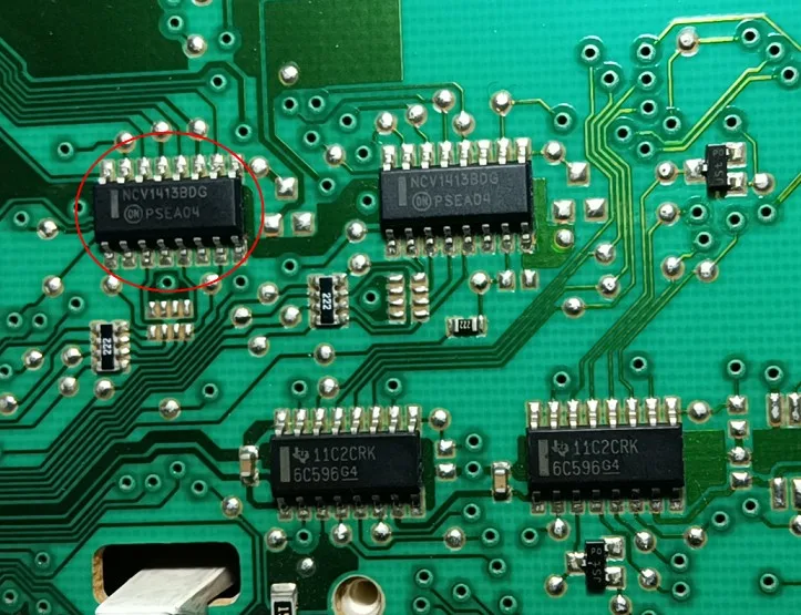 6C596G4 ULQ2003AT NCV1413BDG Новый