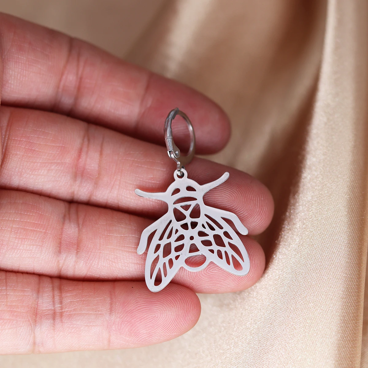 أقراط من الفولاذ المقاوم للصدأ للنساء ، بلدغ ، وحيد القرن ، تنين ، خرافية ، سلحفاة ، سيف ، موت ، فراشة ، عصرية ، مجوهرات ثقب