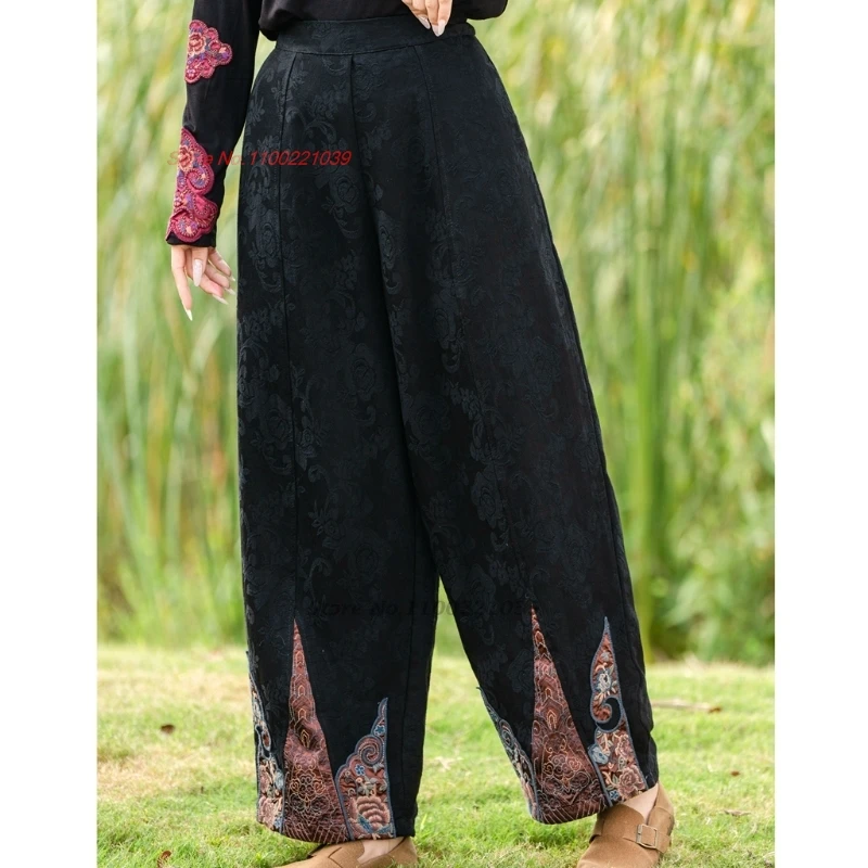 

Китайские винтажные брюки 2024 года, ретро, хлопковые, льняные, жаккардовые брюки, этнические брюки с цветочной вышивкой и эластичной резинкой на талии