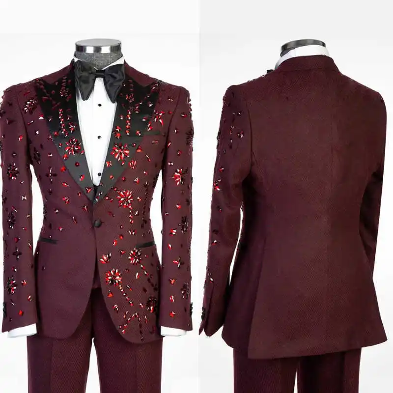 

Stylish Beaded Men Suits 2 Pieces Blazers Pant Peaked Lapel Groom Wedding Tuxedos Formal Occasion Banquet Customized