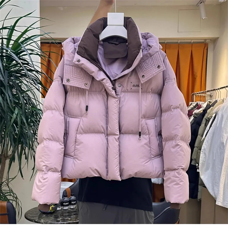 

Корейская версия 2025, зимняя новая модная универсальная дизайнерская повседневная женская утолщенная куртка с капюшоном, модная модная куртка для хлеба