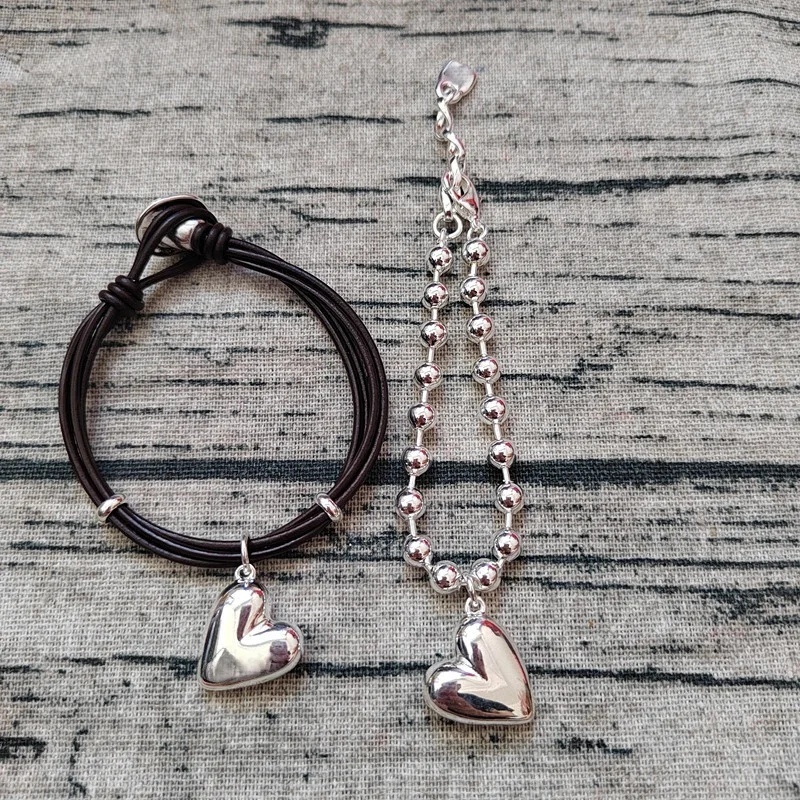 

2026 hot selling retro style heart-shaped bracelet, suitable for casual wear with jewelry