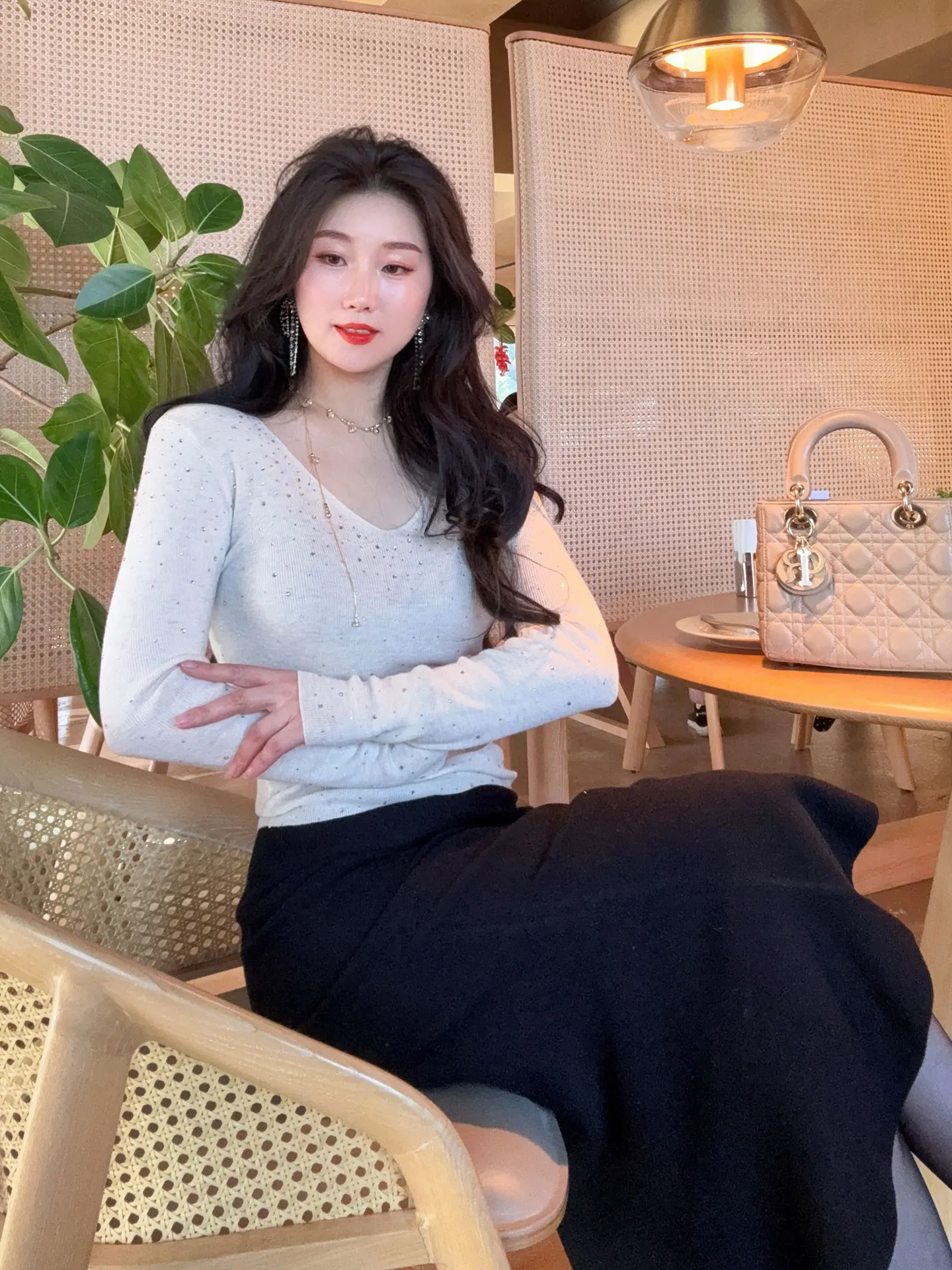 

YANGXIAOJING Women's Soft Woolen Knitted Sweater V-Ne Rhinestone Casual Faion Warm Long Sve Top for Autumn Winter