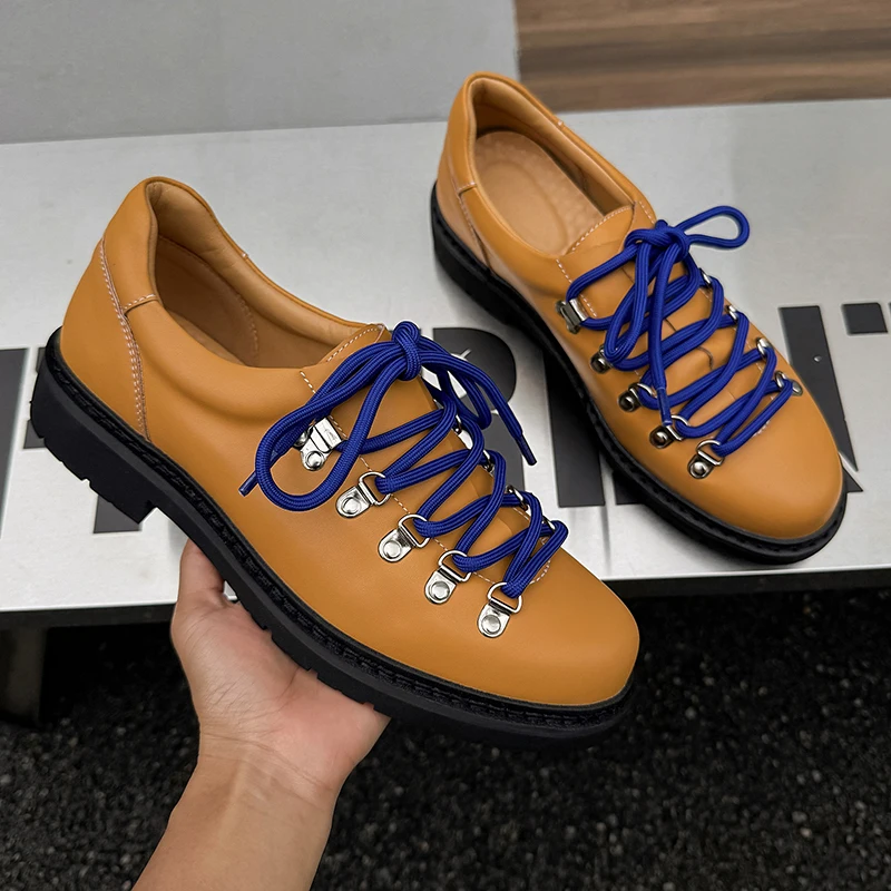 

Модная мужская кожаная обувь. Модные и индивидуальные стили. Офисная вечеринка для отдыха. Уличная уличная обувь высокого качества. Туфли дерби на каждый день.