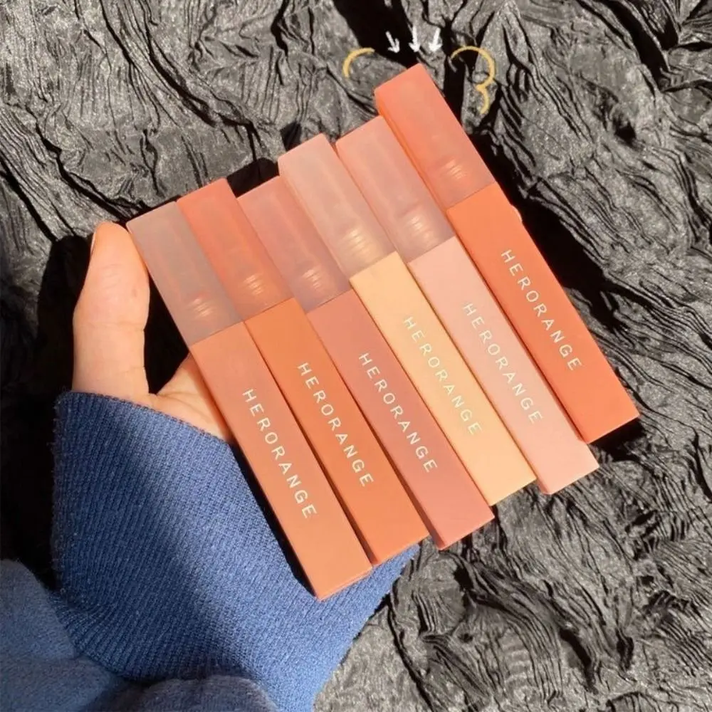 New Matte Finish Velvet Lip Gloss Watery Texture Mist Texture Glossy Lipstick Non-Sticky Long Lasting Lip Makeups for Girls