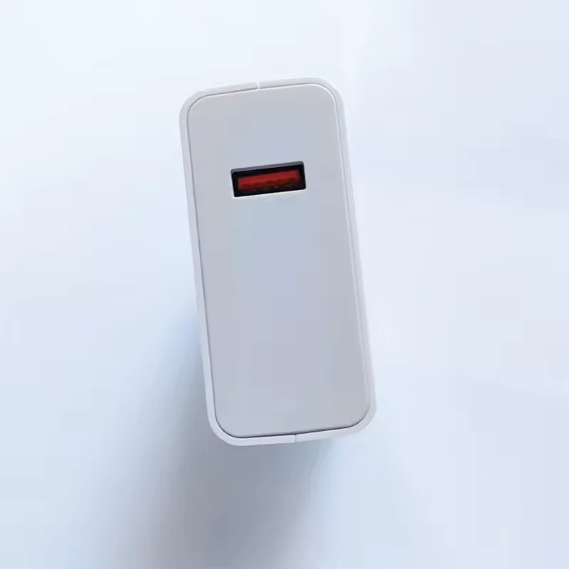 شاحن سريع جديد بمعيار الاتحاد الأوروبي 33 واط مع كابل USB-C لهواتف فيفو وشاومي، طقم شحن محمول للسفر مع حافظة كابل الهاتف المحمول.