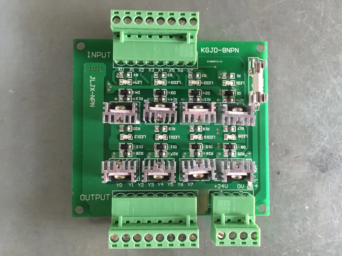 

KGJD-8NPN, плата защиты транзисторного усилителя ПЛК, 8-полосный, ток до 14А, JLJX-NPN