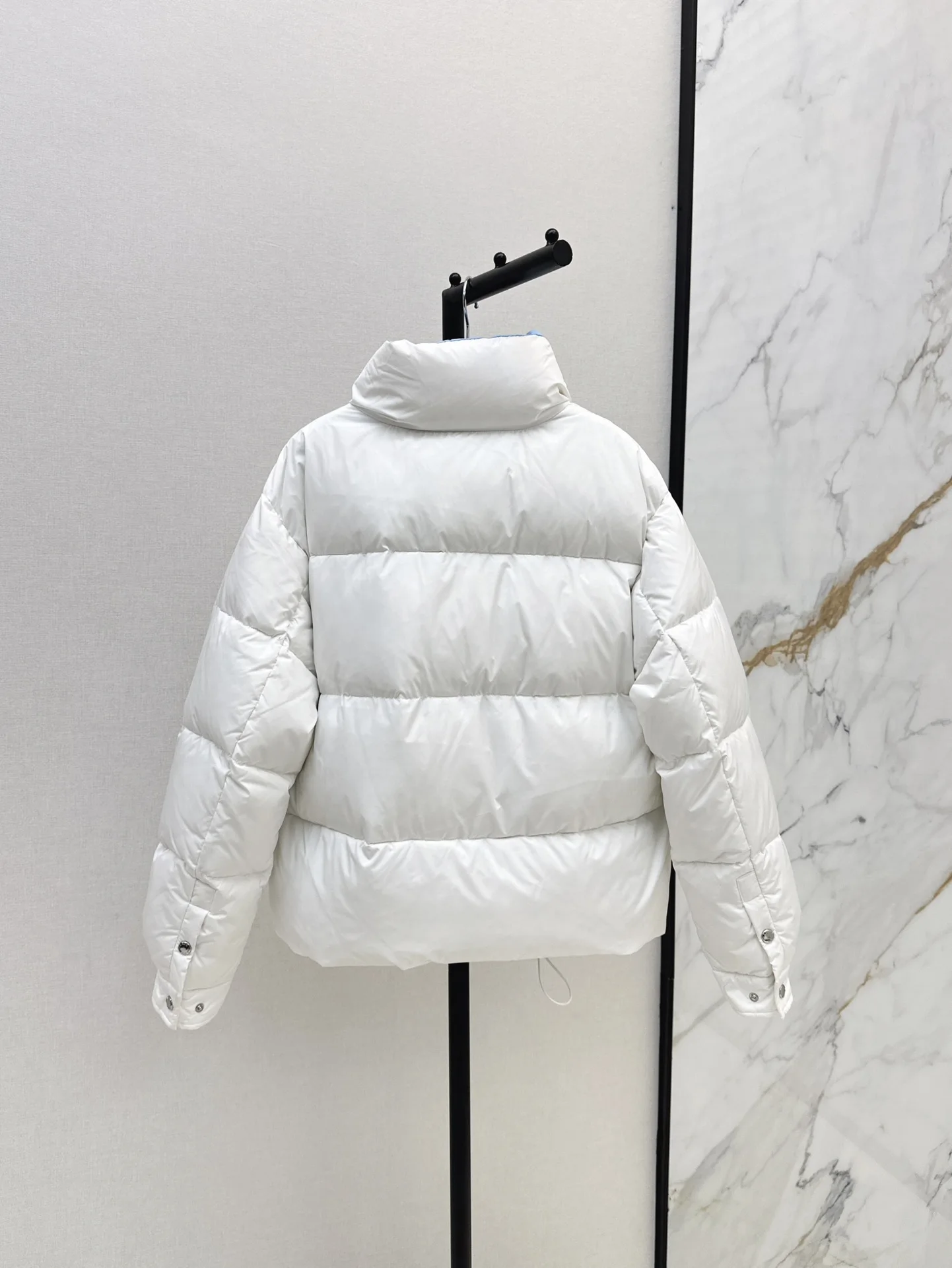 24 autumn/winter new three-dimensional cut hem elastic drawstring stand up collar down jacket