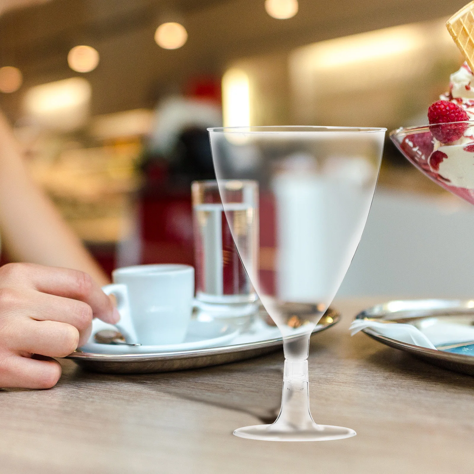 

25Pcs Wine Cups Creative Unique Shape Disposable Cocktail Cups Party Wine Holders Clear Plastic Glasses for Wedding Banquet Bar