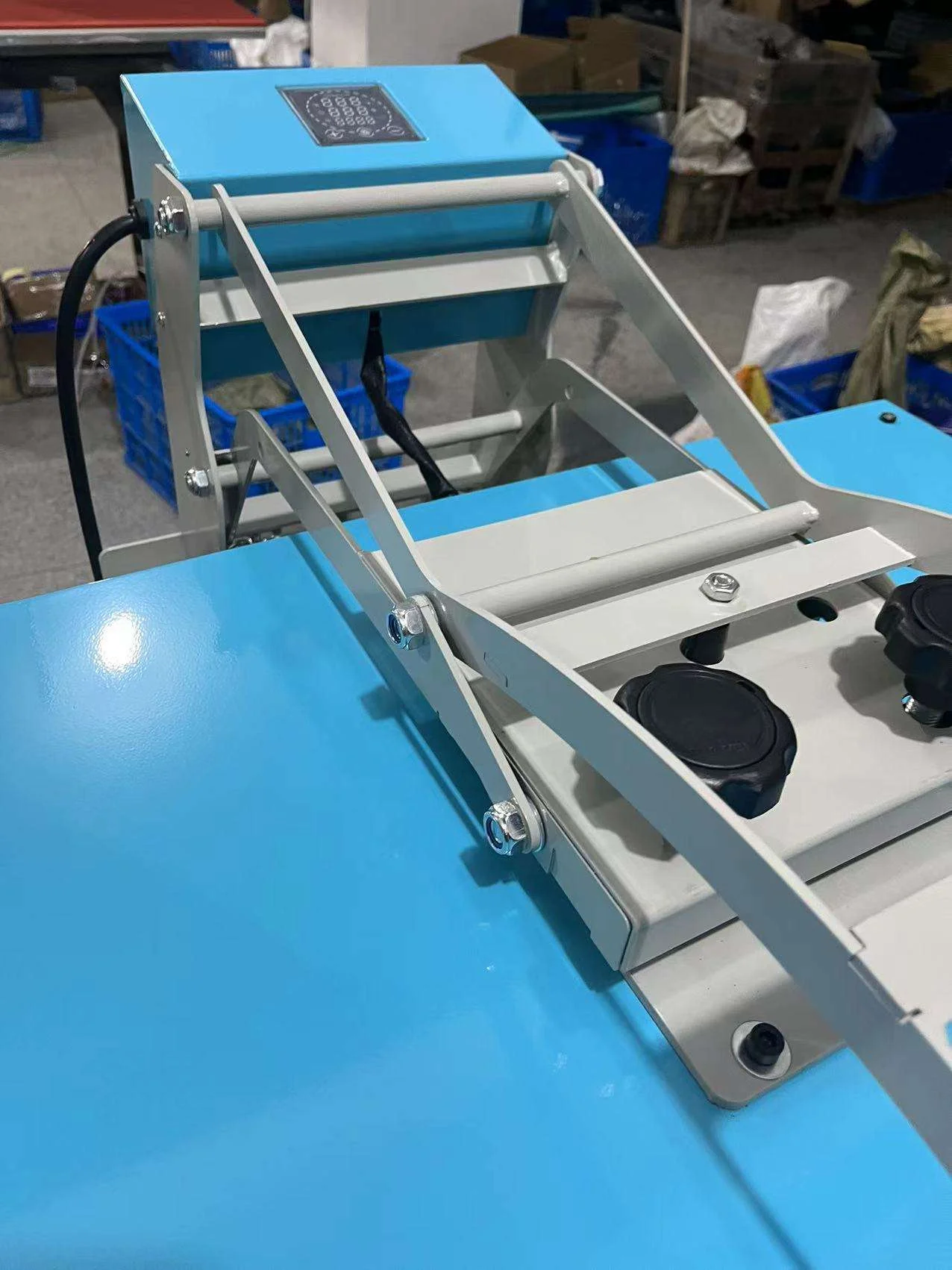 60x80 CM Grootformaat Hogedruk Sublimatie Machine 24*32 Inch Lint Warmte Pers Flatbed Printer Nieuwe Staat