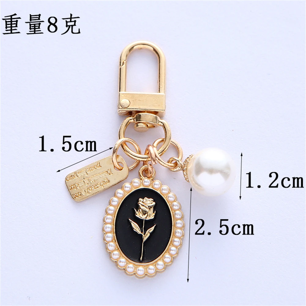 Korean Imitation Pearl Rose Keychain Simple Metal Hangtag Pendant For Women Earphone Phone Charm Bag Key Accessorie Jewelry Gift