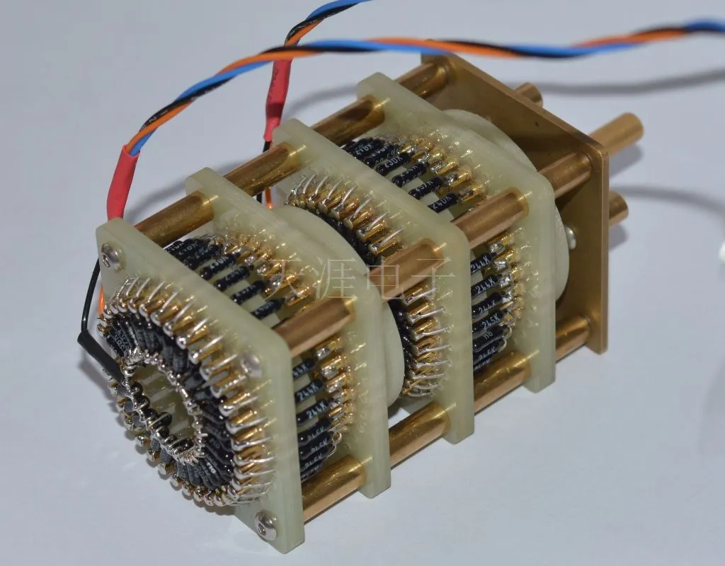 33 L-Type Two Channel Potentiometer Resistance System