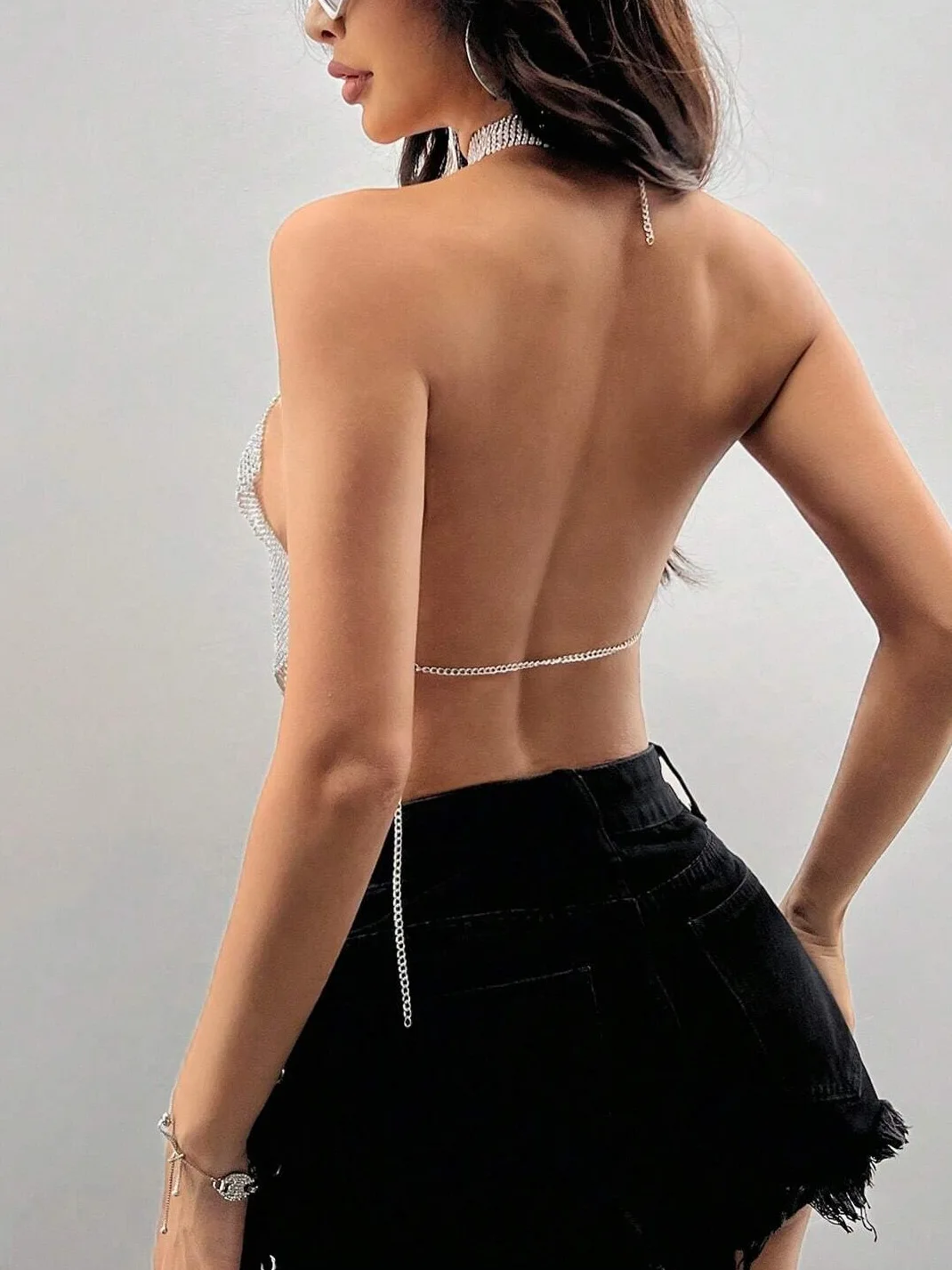 AKYZO metaliczne cekiny seksowna impreza w klubie nocnym pikantny top dziewczęcy modna europejska i amerykańska kamizelka z wiszącą szyją dla kobiet