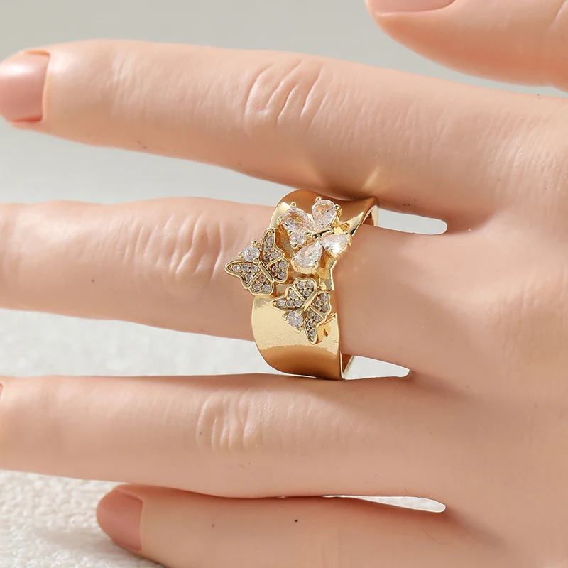 Elegant Luxury Synthetic Zirconia Butterfly Women's Golden Artistic Ring Delicate Vintage Dating Banquet Charm Jewelry Accessory
