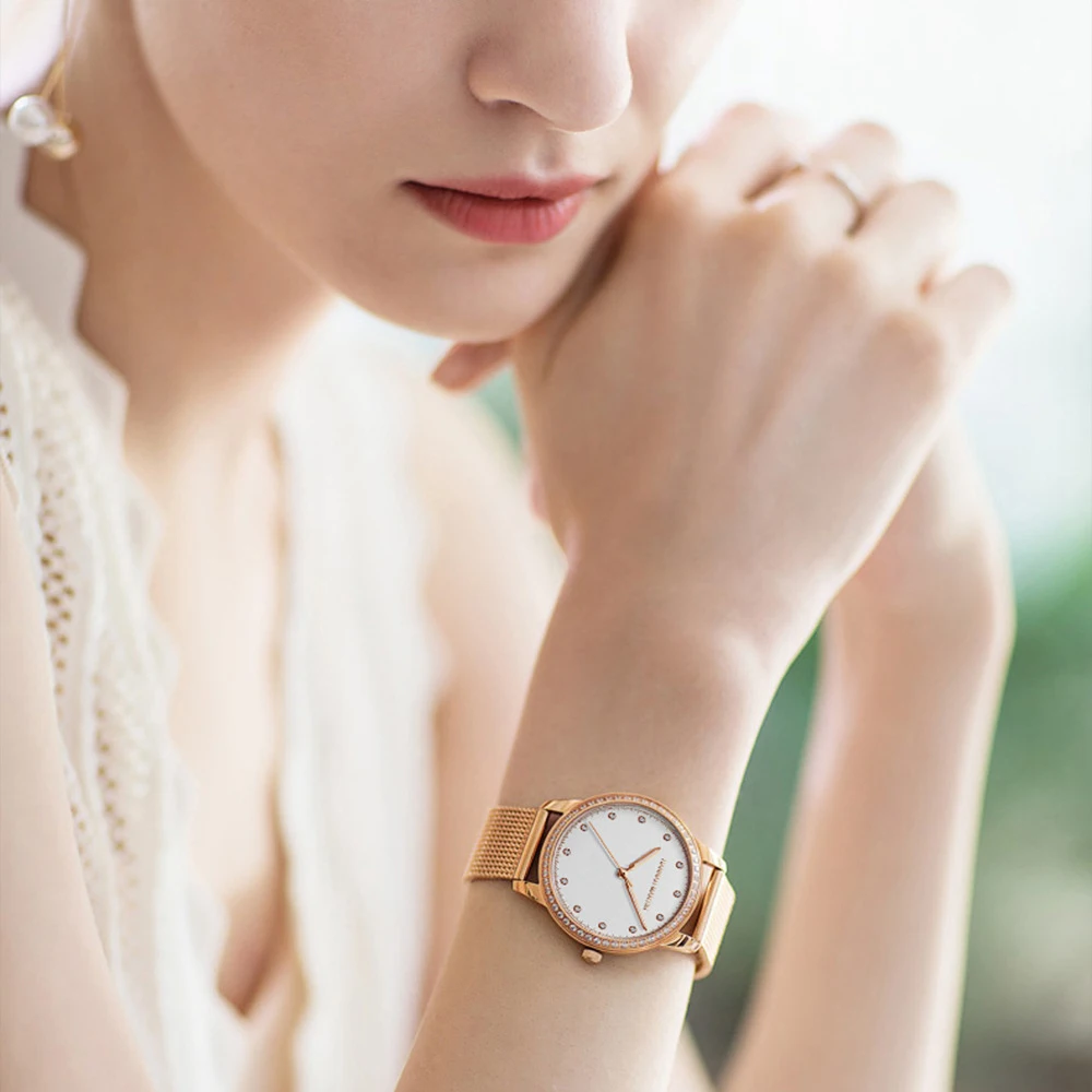 UTHAI CQ54 カジュアルでファッショナブルな女性の腕時計防水ダイヤモンド象嵌クォーツ時計ライト高級時計ギフト腕時計女性のための