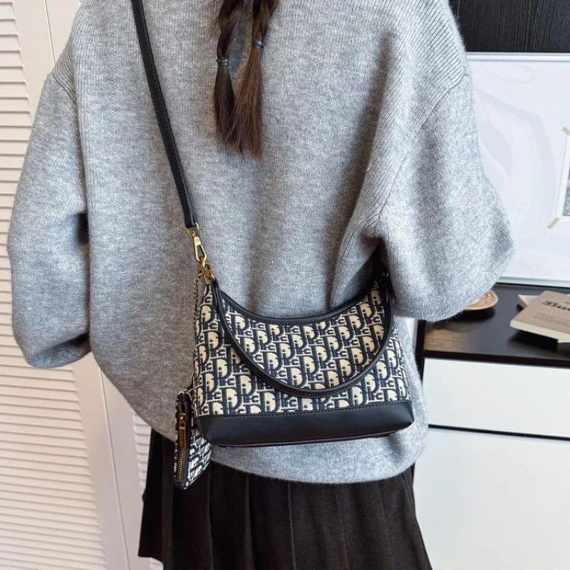 Chique leren crossbodytas voor dames met schouderriem Elegante klassieke messenstijl voor damesmode