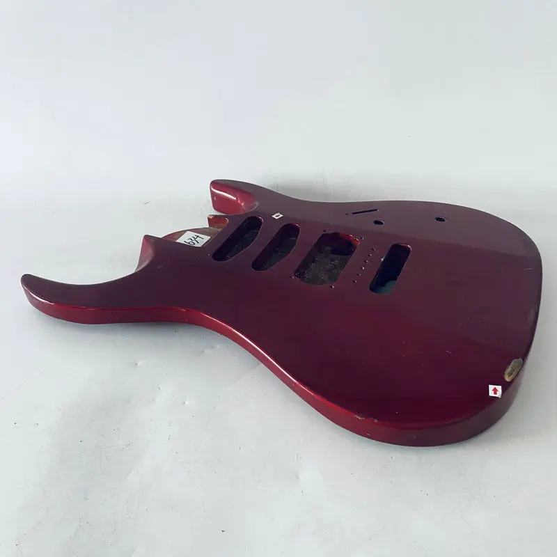 AB634 Electric Guitar Body Unfinished with Paints Damages Metallic Red Color DIY Guitar Parts SSH Pickups 6 Screws Fixed Tremolo