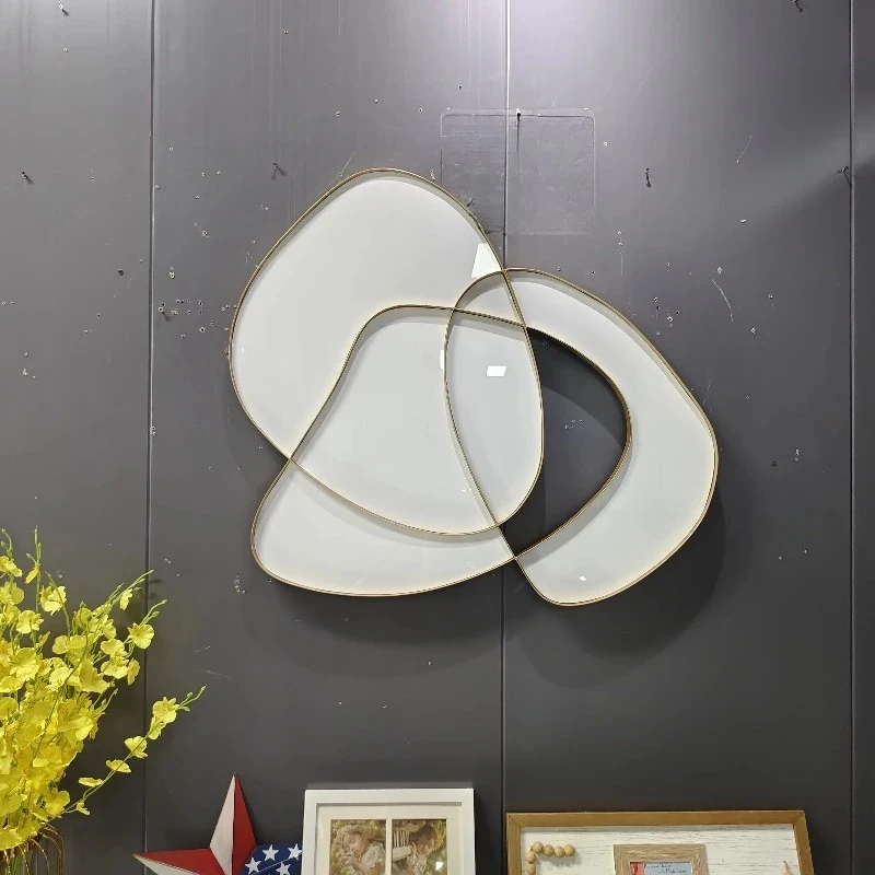 High-Gloss Gold Wrought Iron Wall Decor – Hand-Forged, High-Gloss Baked, Modern Art Style, Large Living Rooms, Entran
