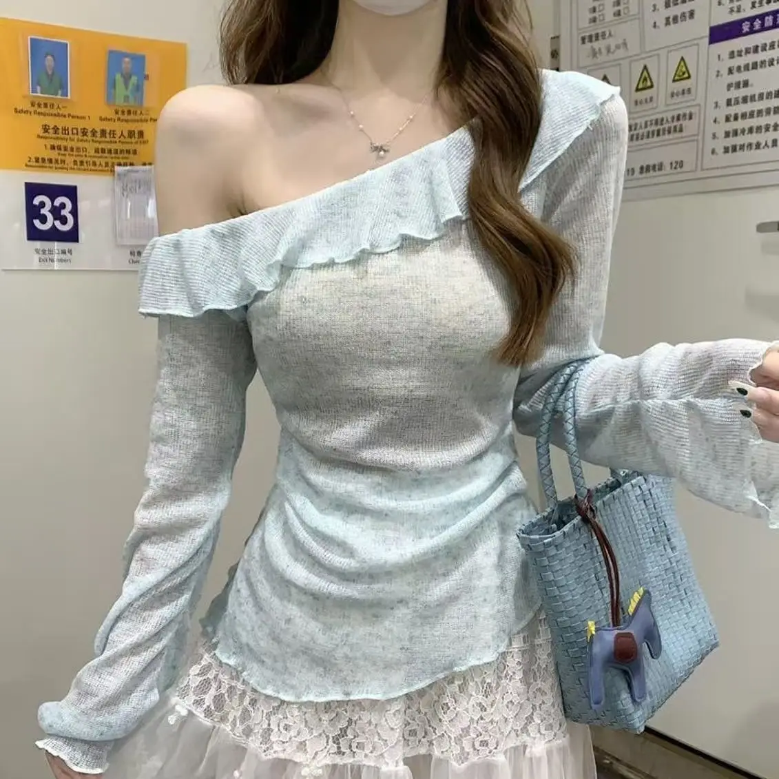 

2025 Spring and Summer New Pure and Niche Unique Korean Versatile Irregular Long-sleeved Knitted Shirt Top for Women
