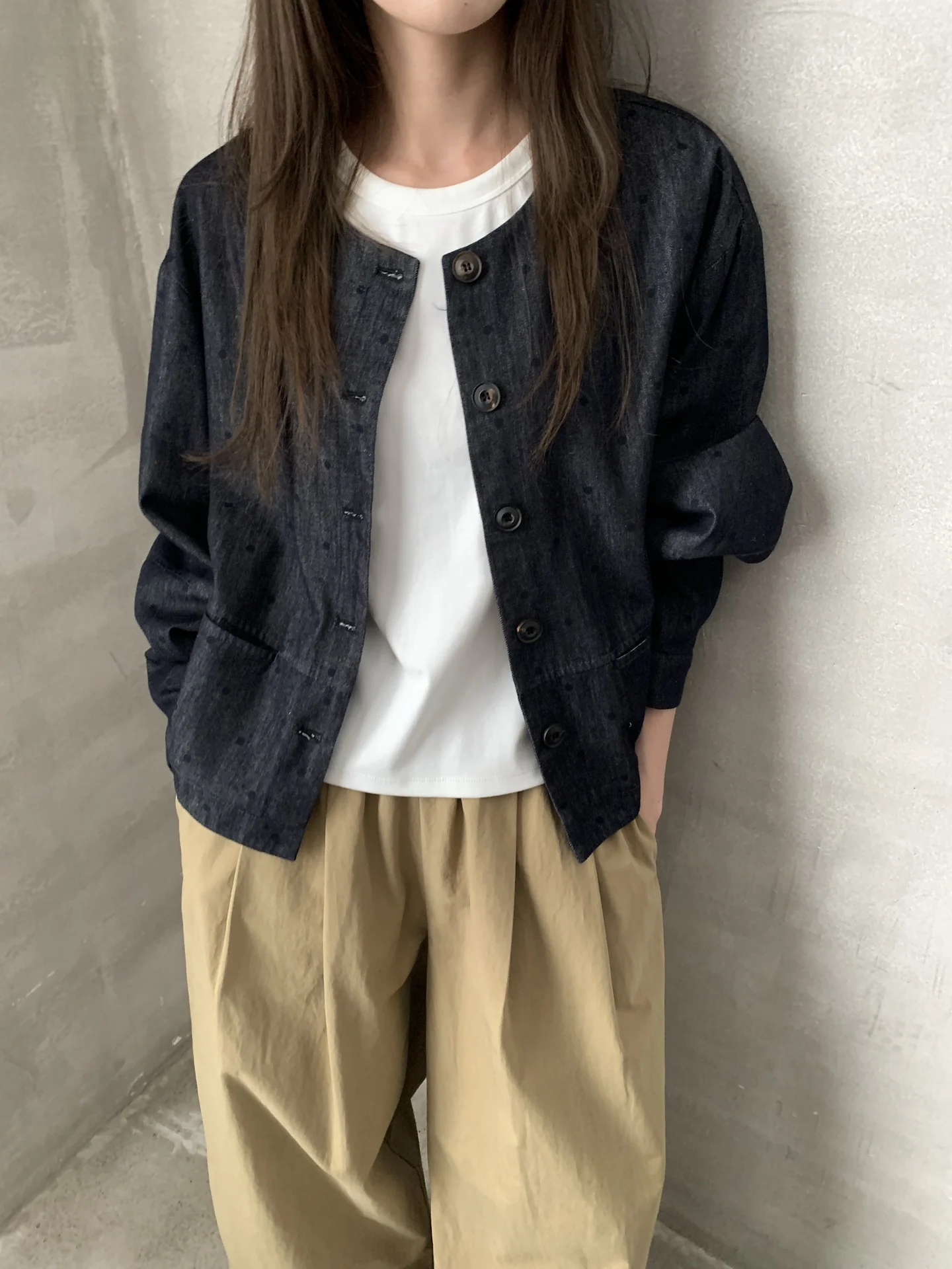 

Casual Loose Printed round Ne ort Denim Jaet Women's Faion Commute Sle Inner Polka Dot Design F2587