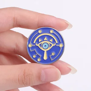 Custom Anime Game Esmalte Pins, espada e bruxa broche, emblemas de lapela, jóias dos desenhos animados, presente para o jogador, escudo 12 principais vendas alfinete de gola - №6