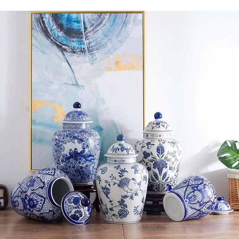 Classic Ceramics Vases Blue and White Porcelain Vase Flowers Insert Desktop Floral Earthenware Home Decoration