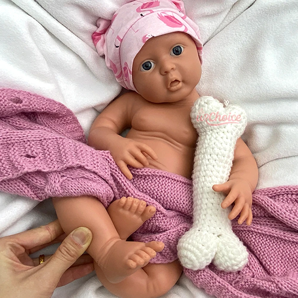 

45 см открытые голубые глаза для девочек, мягкая на ощупь силиконовая кукла Reborn Baby, реалистичные детали, легко чистящаяся кукла для фотографии, рождественский подарок